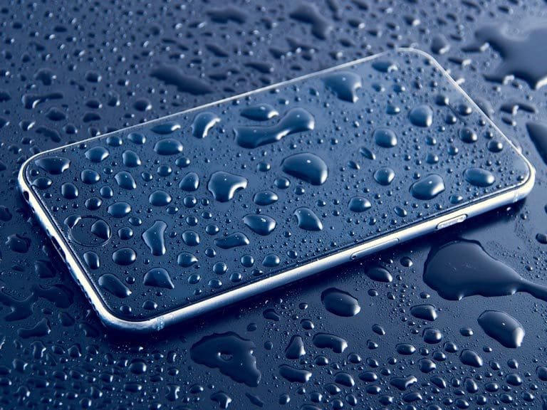 Come pulire la fotocamera di un iPhone
