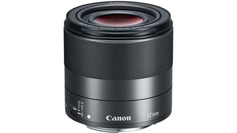 Canon ST-M 32mm F 1.4 STM Recensione
