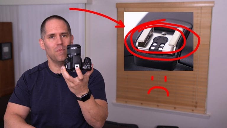 La Canon ha rimosso la slitta universale per il flash