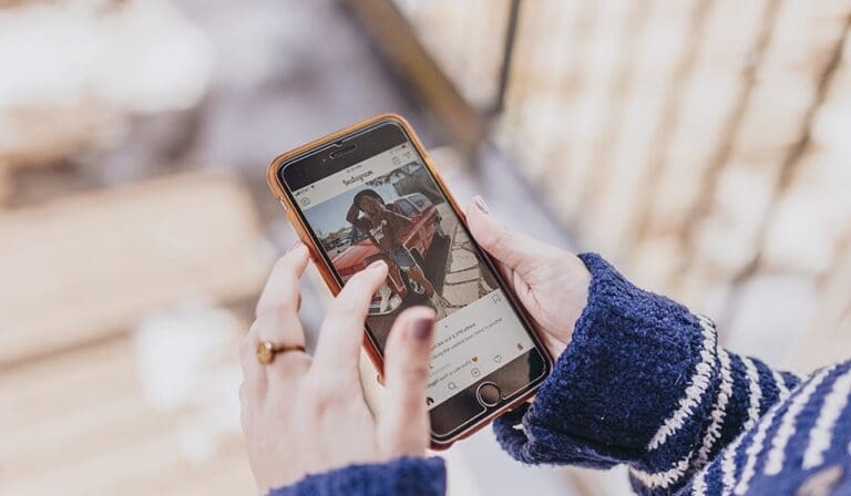 Come pubblicare più foto su Instagram