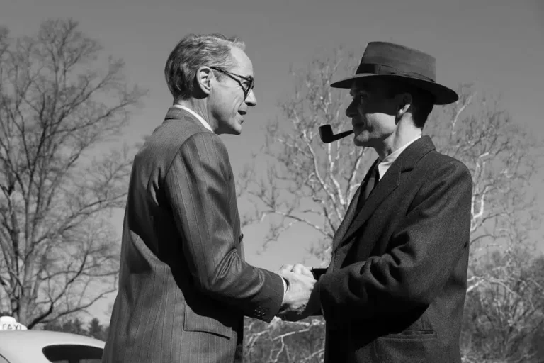 Oppenheimer-Schwarz-Weiss-Fujifilm-X-H1-990x660