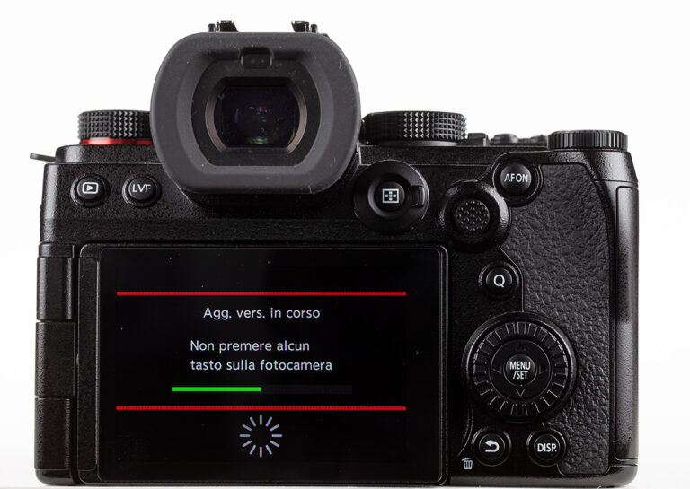 In arrivo cloud, autofocus e Pre-Burst per le Lumix S5II e S5IIX