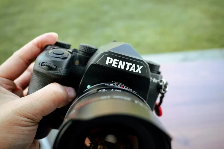 annuncio ricoh pentax