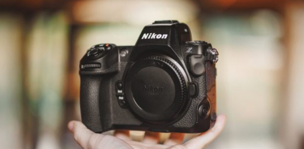 caratteristiche della nikon z8