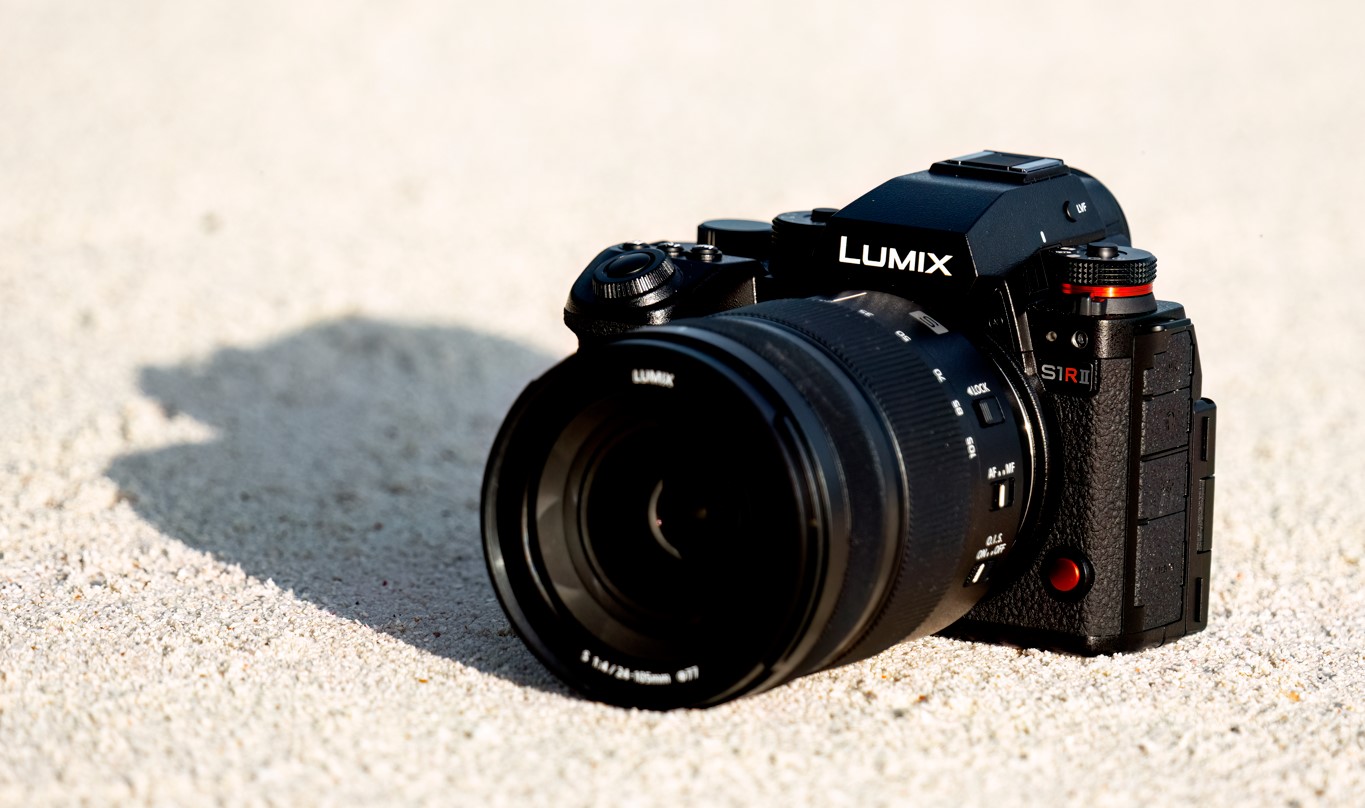 LUMIX S1RII (2)