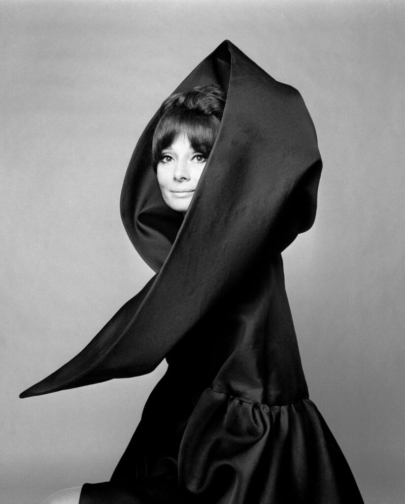 Audrey Hepburn in Valentino, Roma 1969 © Courtesy Fondazione Gian Paolo Barbieri