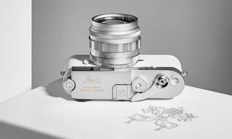 Leica “Papa Francesco”