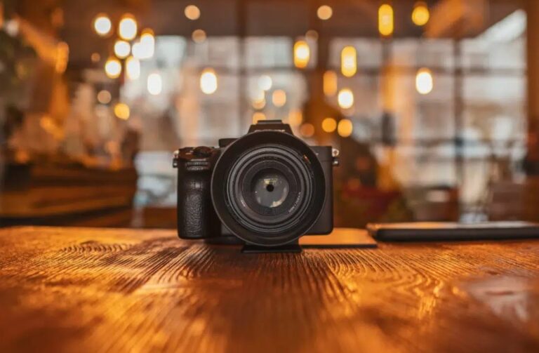 Sony A7 V: finalmente qualcosa si muove