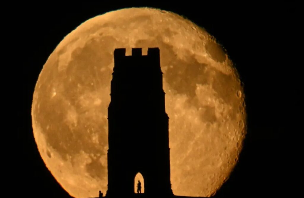 Una superluna della vigilia di Natale indimenticabile