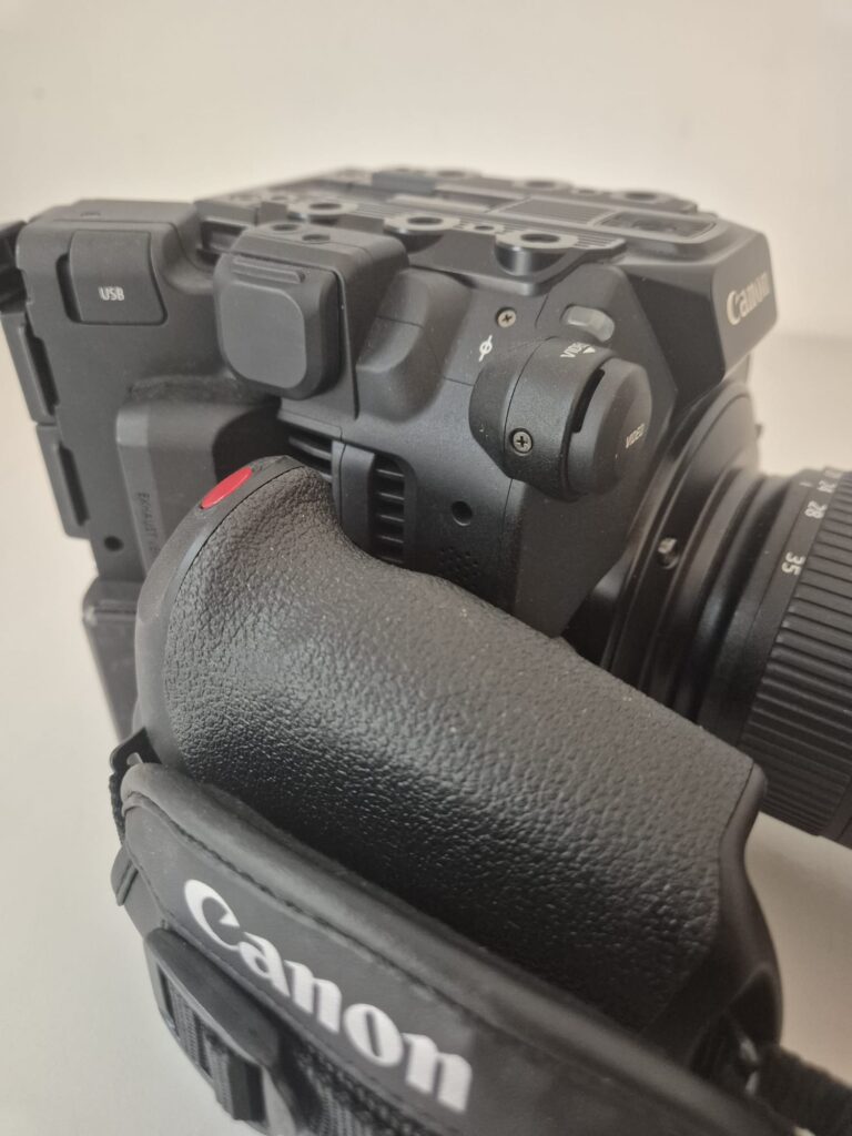 ergonomia della Canon C300 Mark III