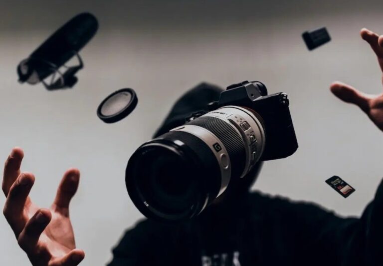 Sony sospende gli ordini di schede SD e CFexpress