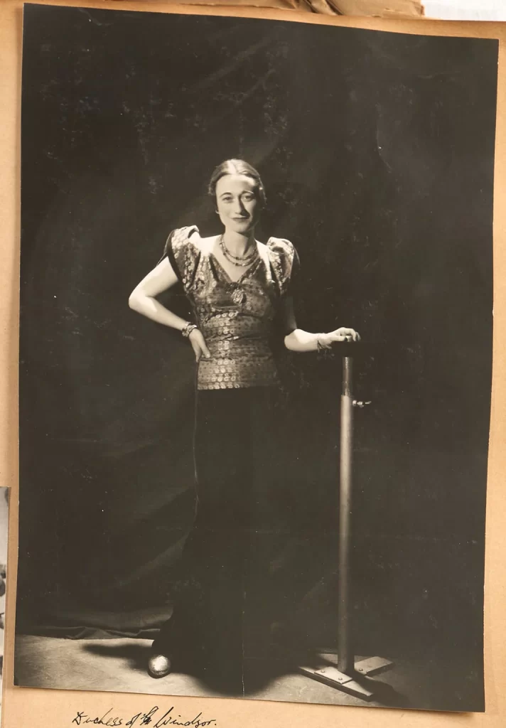 Fotografia di Wallis Simpson, duchessa di Windsor, scattata da Cecil Beaton.
