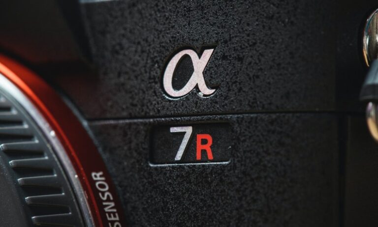 Sony A7R VI nuova fotocamera 67 megapixel 2026.